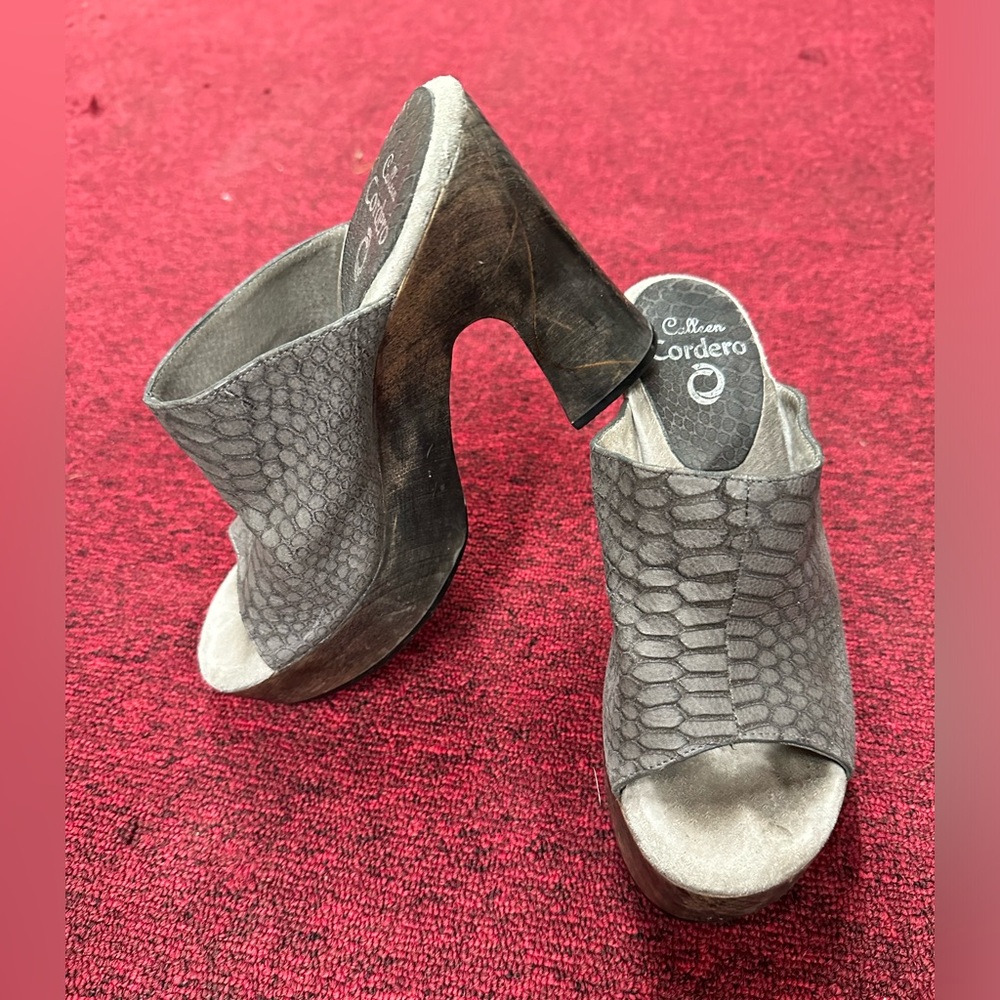 Colleen Cordero Woven Leather/ Suade Platform Wedge Clogs Made in USA